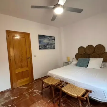 Holiday home Casa El Pilar Con Piscina, Jardin Y Barbacoa