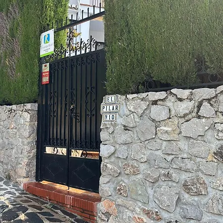 Holiday home Casa El Pilar Con Piscina, Jardin Y Barbacoa